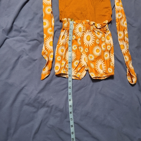 Girls no brand size 18 to 24 months 1 piece w/ shorts & 2 ties NWOT - Picture 9 of 11